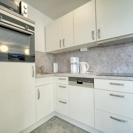 - Haus M, App 0m0105 Appartamento *